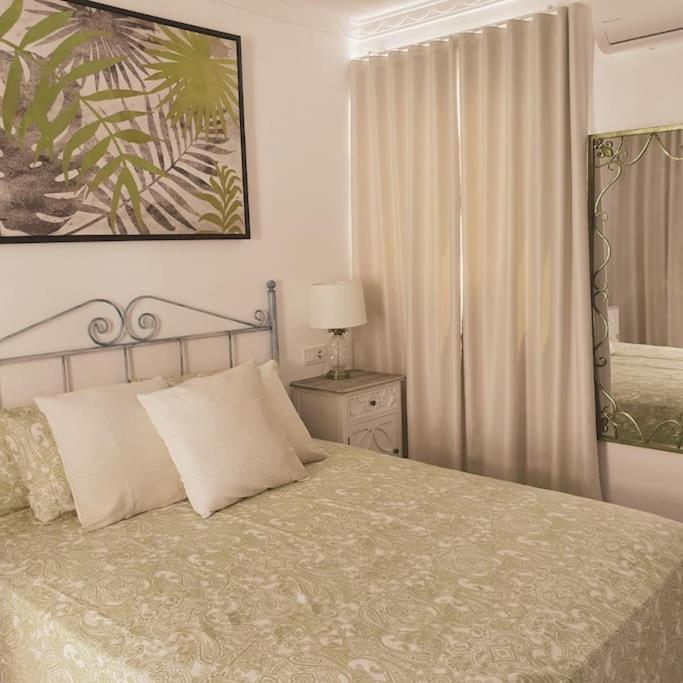 Soleada Casa En Nerja Exterior foto